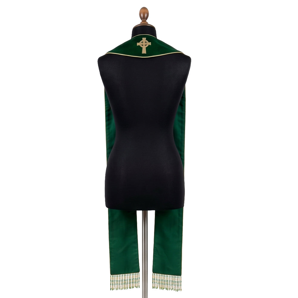 Back collar of the green velvet-look Celtic Cross Stole showing a gold Celtic cross on the velvet-look cloth