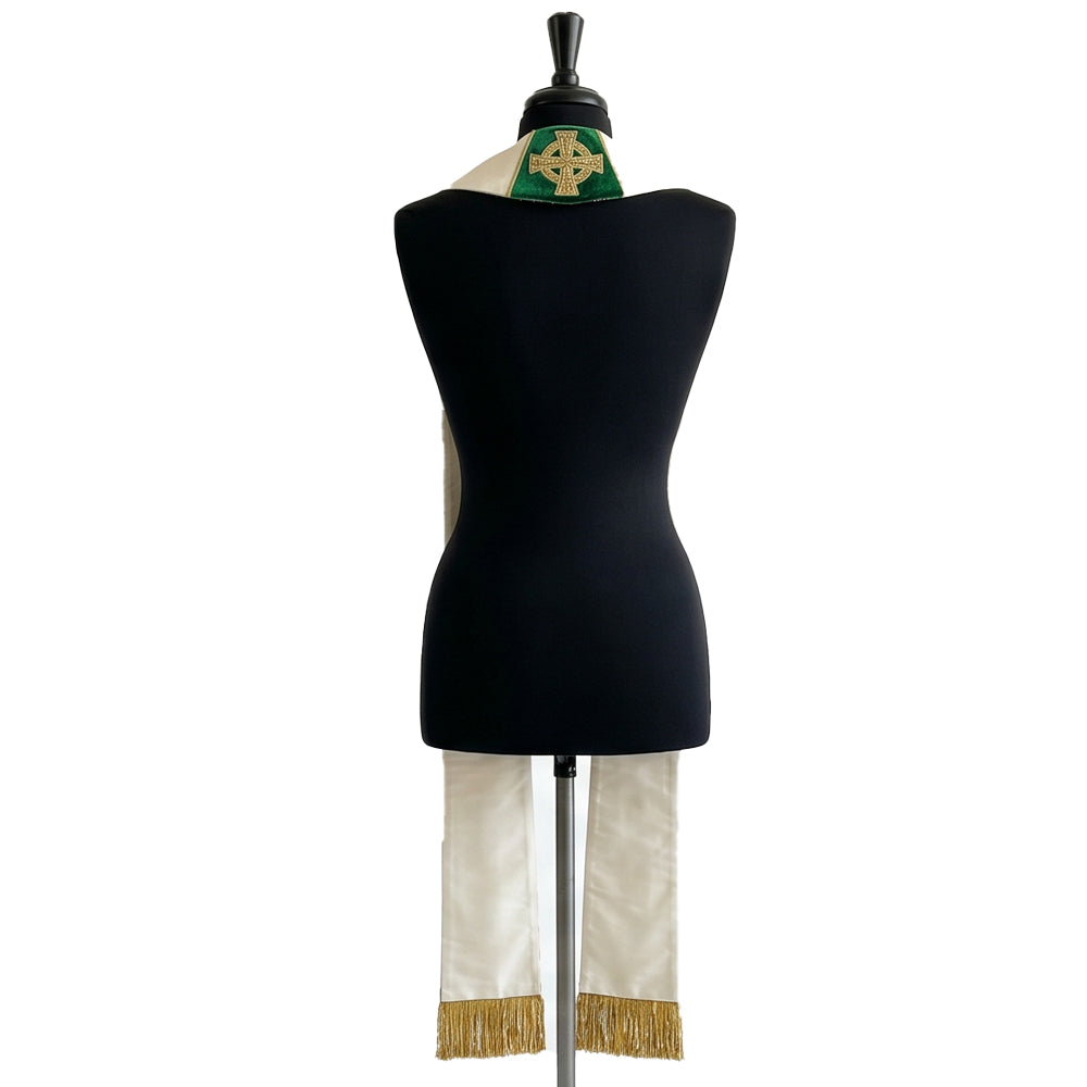 Back collar of the green velvet-look Celtic Knotwork Stole showing a small gold Celtic cross